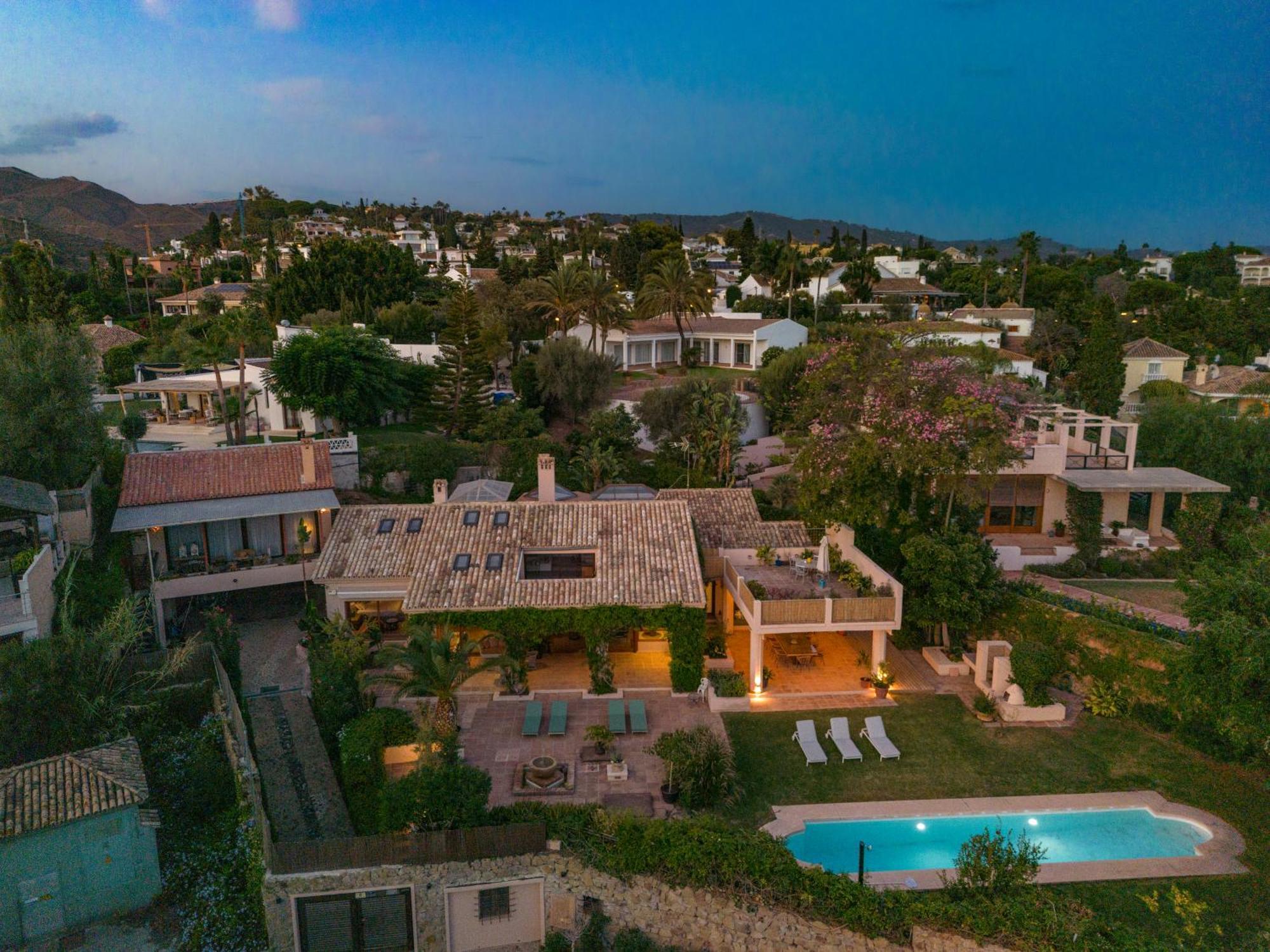 Ferienhaus Character Filled With Mature Garden Marbella